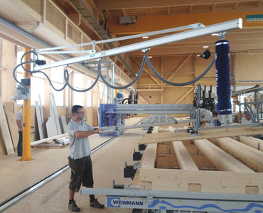 Säulenschwenkkran mit Schlauchheber